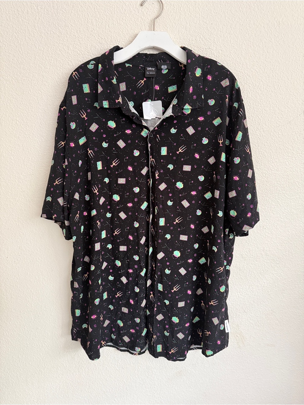 Disney Men’s Hocus Pocus button down shirt size 3XL